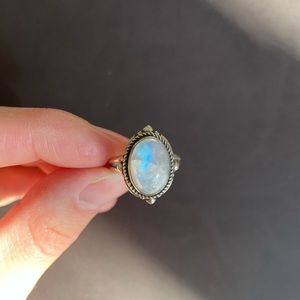 ✨SOLD✨Sterling Silver Moonstone ring